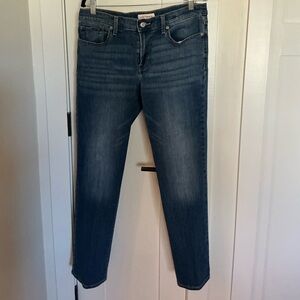 Lucky Brand Indigo Straight Leg Mid Rise Jeans